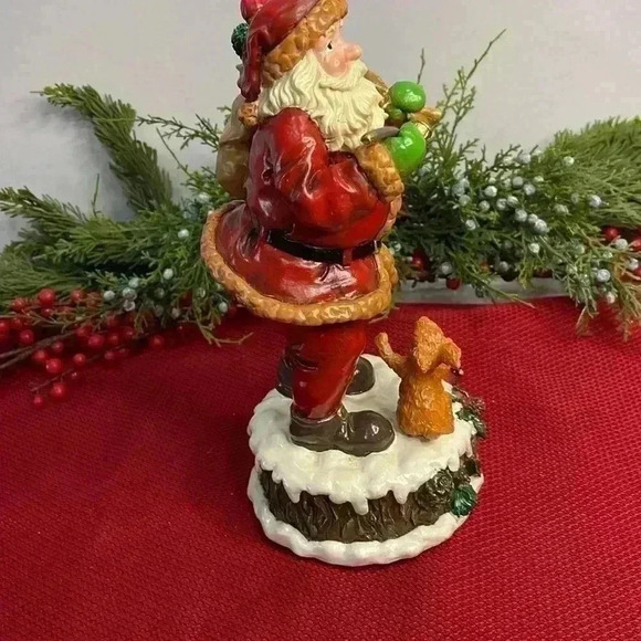 Home for the holidays vision of Santa Claus music box and figurine. New in box - Picture 5 of 5